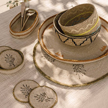 Load image into Gallery viewer, Apex Seagrass Round Tray
