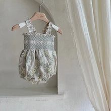 Load image into Gallery viewer, The Eloise Collection
