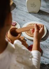 Load image into Gallery viewer, Wooden Brunch Playset
