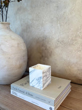 Load image into Gallery viewer, La Coterie Candle in Marble
