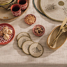 Load image into Gallery viewer, Apex Seagrass Round Tray
