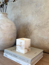 Load image into Gallery viewer, La Coterie Candle in Marble
