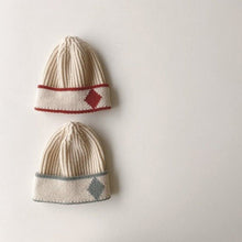 Load image into Gallery viewer, Aspen Knit Beanie
